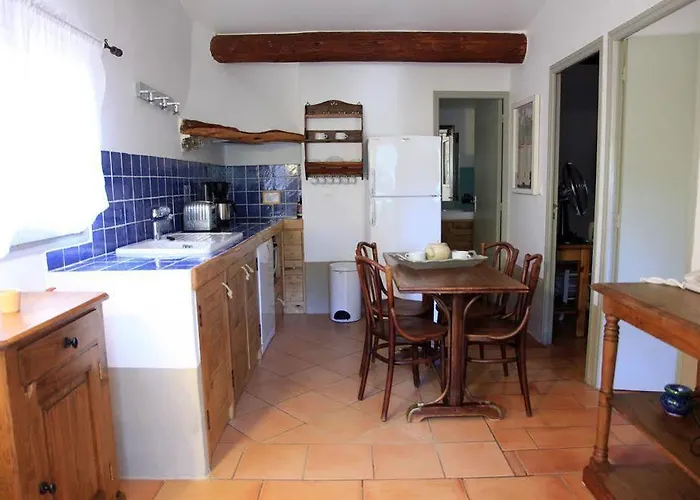 Les Oliviers 维琪奥港