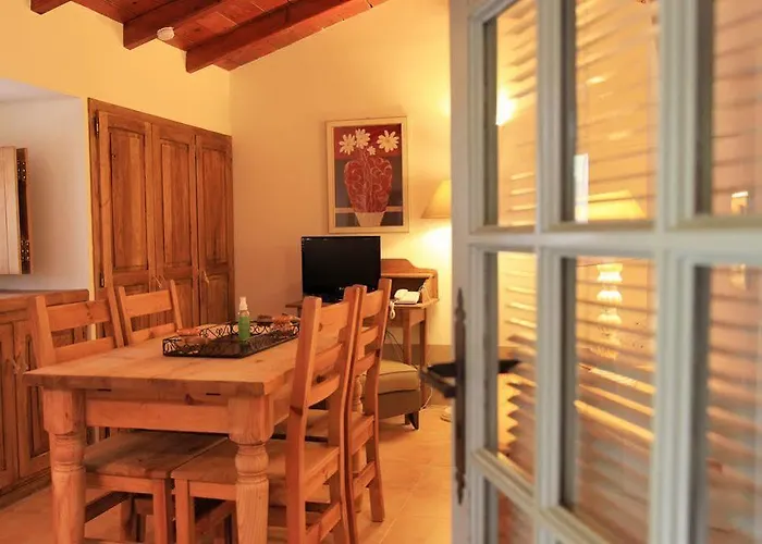 Les Oliviers 维琪奥港